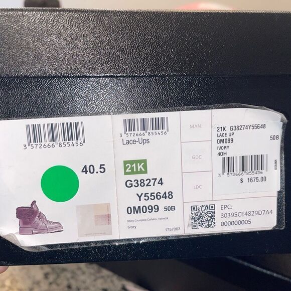 Chanel Leather Shearling Lace up Snow Boots - Picture 7 of 10